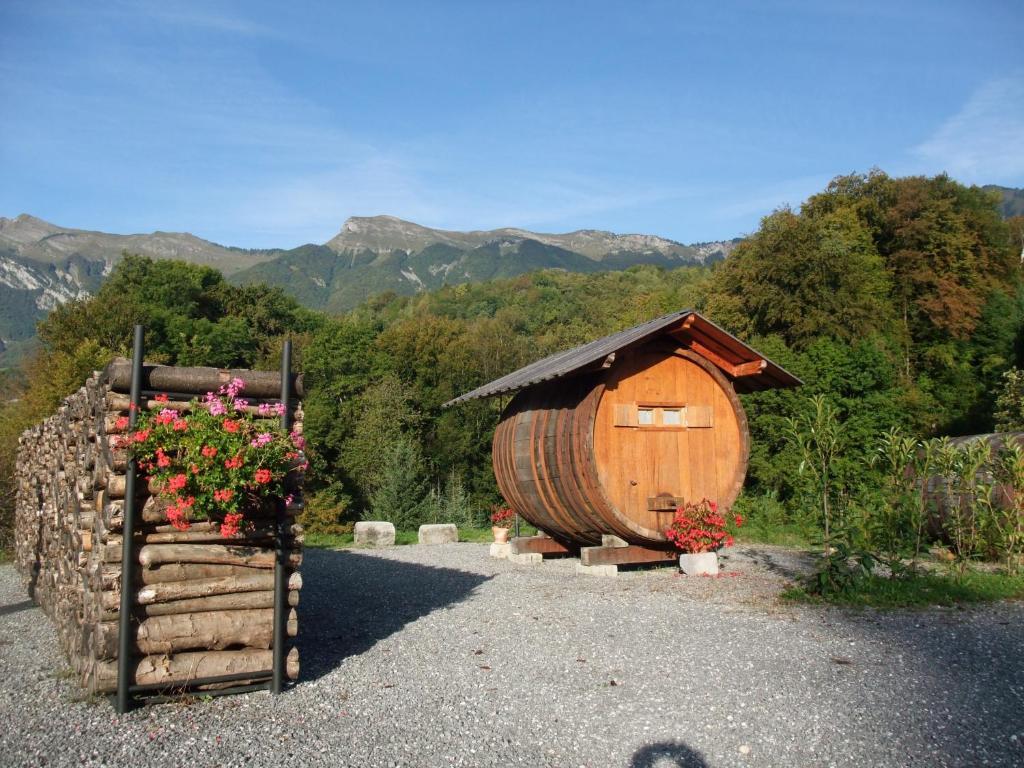 Domaine Du Grand Cellier - Insolite En Savoie Tournon-sur-Rhône Kültér fotó
